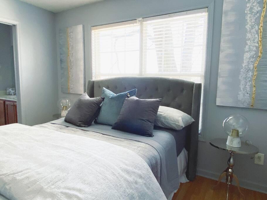 Entire Home Downtown Atl! Walk To Gwcc And More! Atlanta Exteriör bild